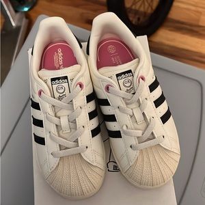 Kids adidas superstar